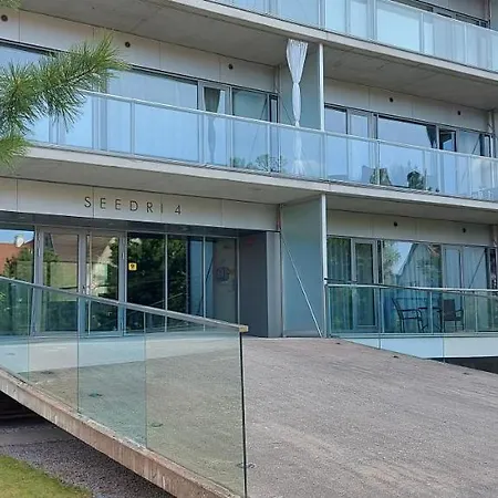 Seedri Breakwater With Private Parking דירה פארנו