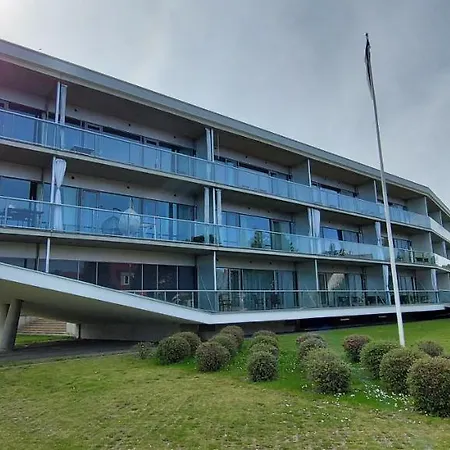 Seedri Breakwater With Private Parking Apartment